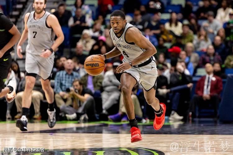 奎因三双哈珀高效 马刺终结鹈鹕七连败