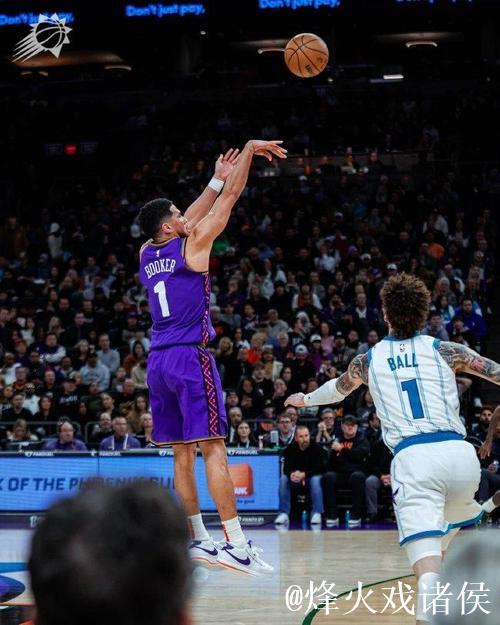 布克30分太阳灭黄蜂回西部前十 爵士险胜篮网